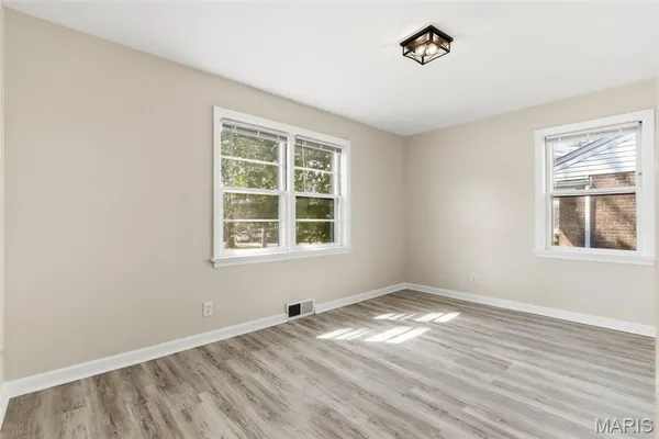 $129,900 | 1083 Jennings Station Road, St. Louis, MO 63137