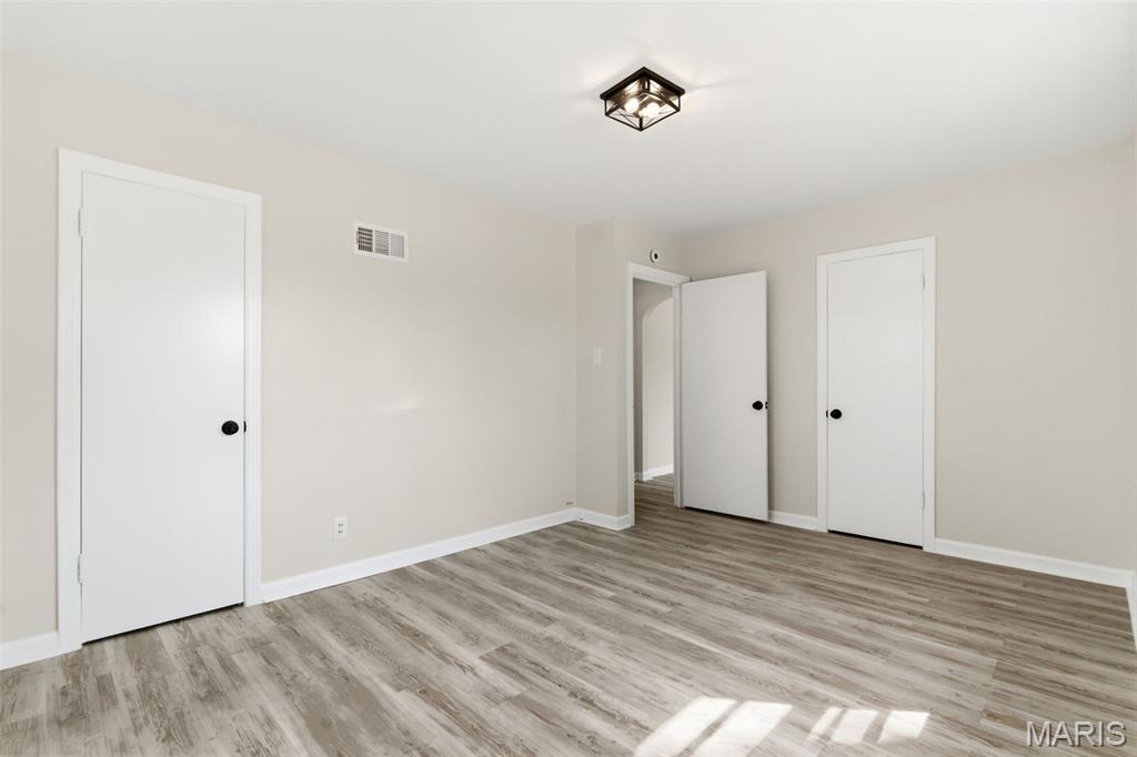 1083 Jennings Station Road St. Louis, MO 63137 - Photo 18 of 26