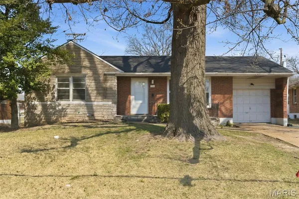 $129,900 | 1083 Jennings Station Road, St. Louis, MO 63137