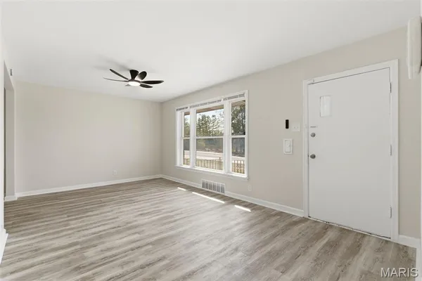 $129,900 | 1083 Jennings Station Road, St. Louis, MO 63137