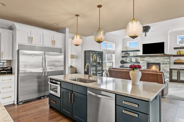 $689,000 | 3901 Freedom Boulevard, Champaign, IL 61822