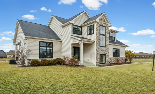 $689,000 | 3901 Freedom Boulevard, Champaign, IL 61822