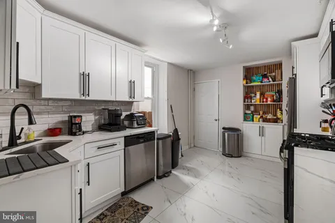 $359,500 | 295 Hermitage Street, Philadelphia, PA 19127
