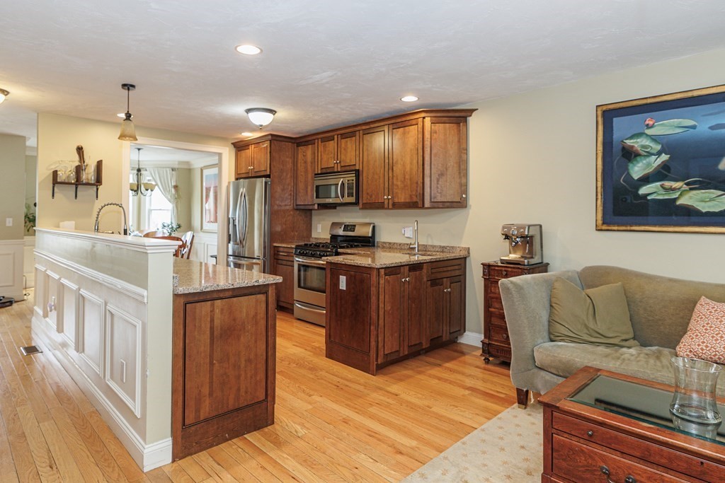 36 Johnson Street Worcester, MA 01604 - Photo 8 of 19 Gallery Image 8