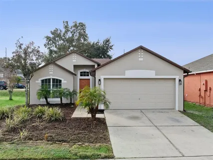 $385,000 | 453 Dominish Estates Drive, Apopka, FL 32712