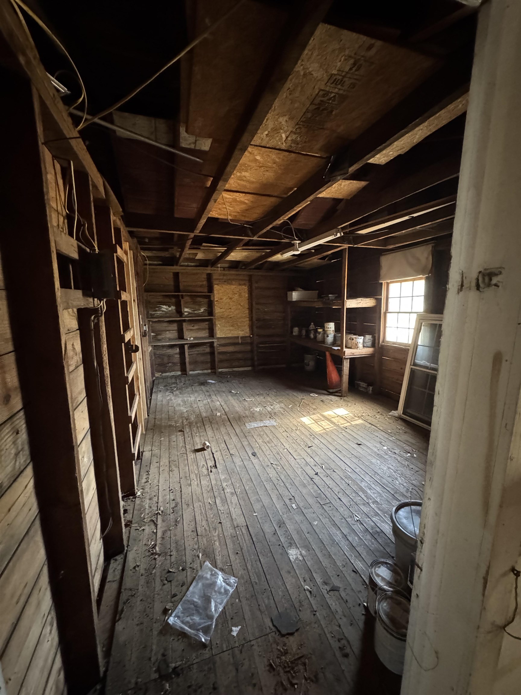 401 Thompson Street Gaffney, SC 29340 - Photo 31 of 33