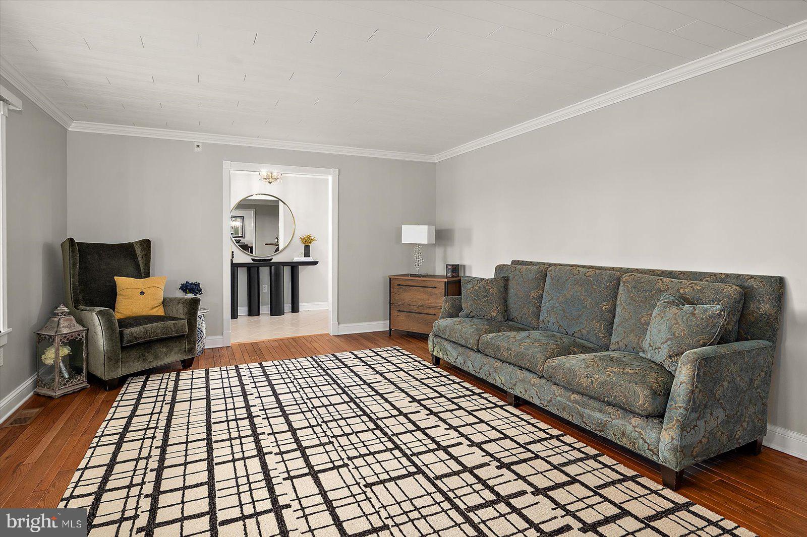 33915 Shockley Road Parsonsburg, MD 21849 - Photo 23 of 125 Charming living space with modern flair.