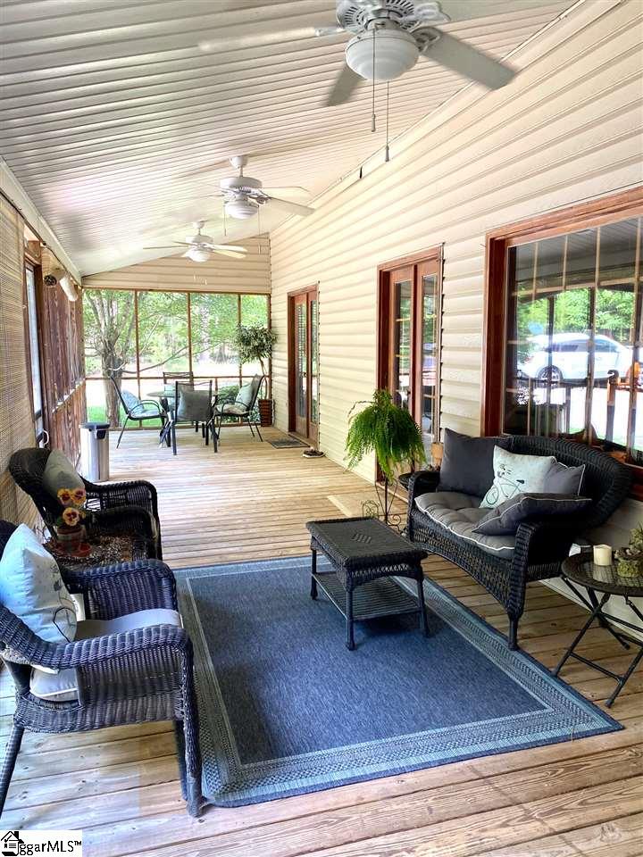 306 Shadowmere Drive Pelzer, SC 29669 - Photo 5 of 36