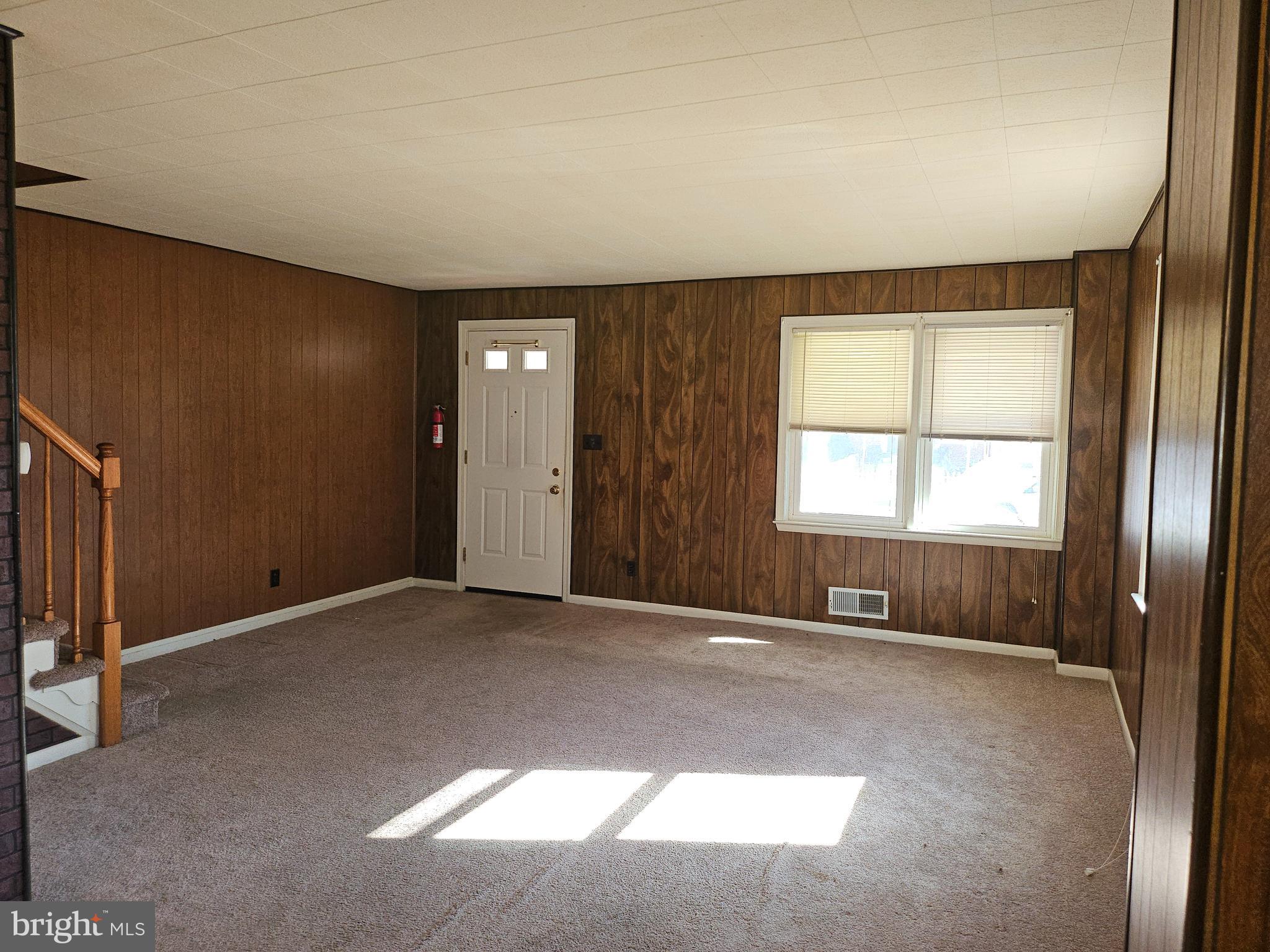 2209 Redthorn Road Middle River, MD 21220 - Photo 4 of 27