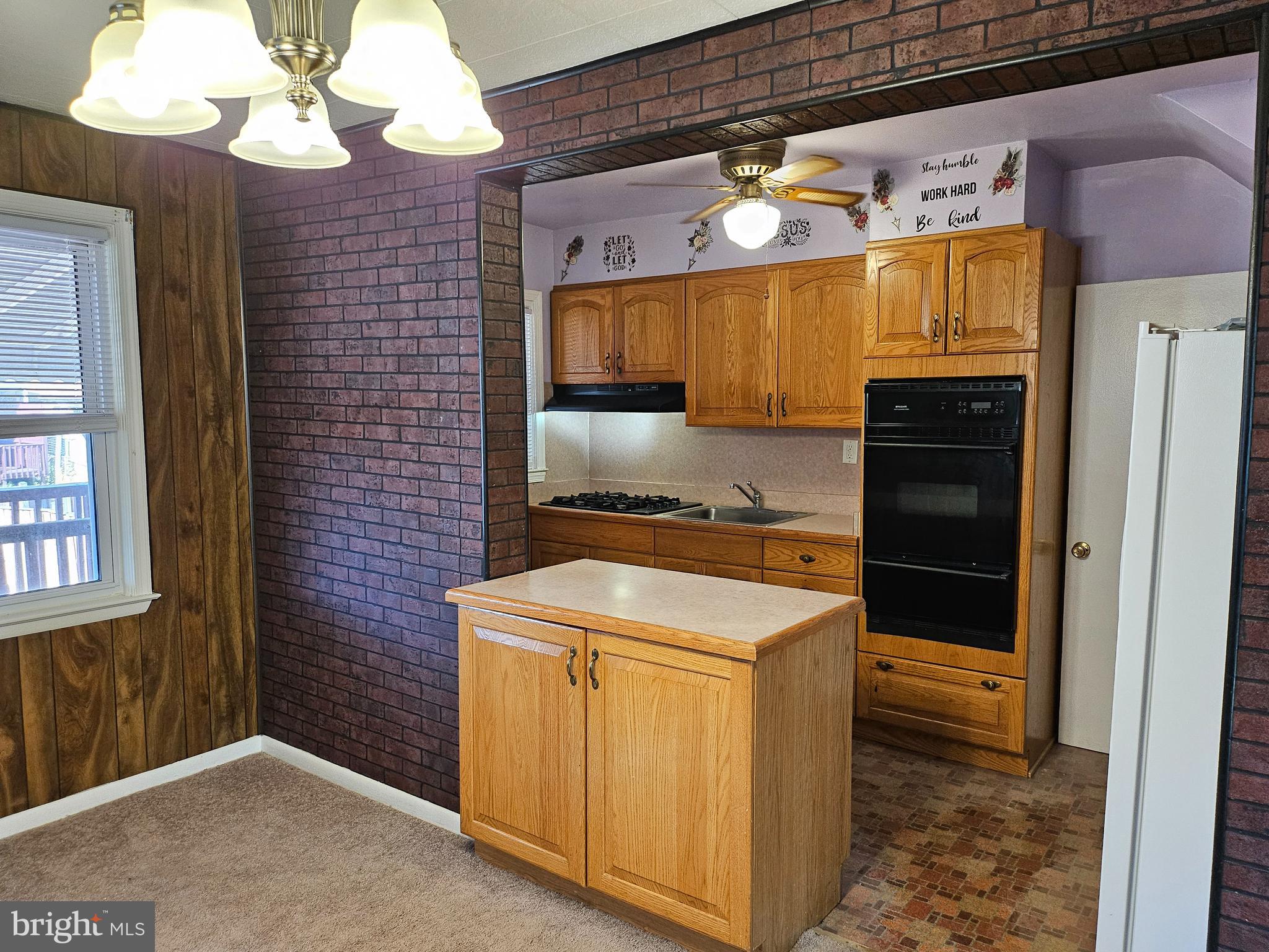 2209 Redthorn Road Middle River, MD 21220 - Photo 7 of 27