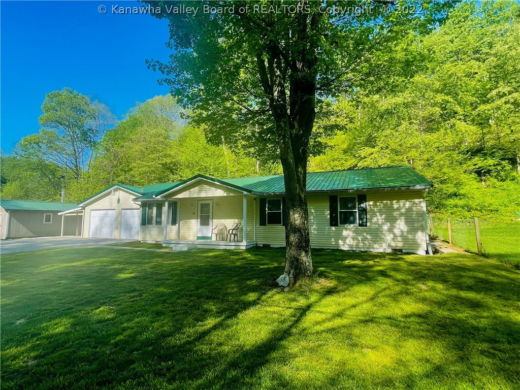 55 Little Fork Road Elkview, WV 25071 - Photo 2 of 23 Gallery Image 2