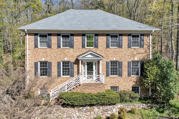 $739,000 | 3404 Woodland Hills Lane Southwest, Roanoke, VA 24014