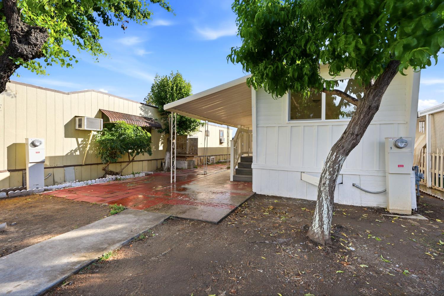 715 South Kaweah Avenue, Unit 9 Exeter, CA 93221 - Photo 3 of 15 a view of a outdoor space