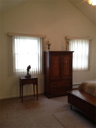 86 South Border Road Medford, MA 02155 - Photo 21 of 26 Gallery Image 21