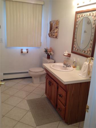 86 South Border Road Medford, MA 02155 - Photo 6 of 26 Gallery Image 6