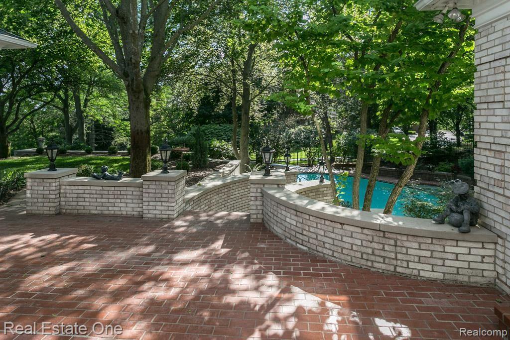 5941 Southgate Road Rochester, MI 48306 - Photo 65 of 72 5941SouthgateRd-56.jpg
