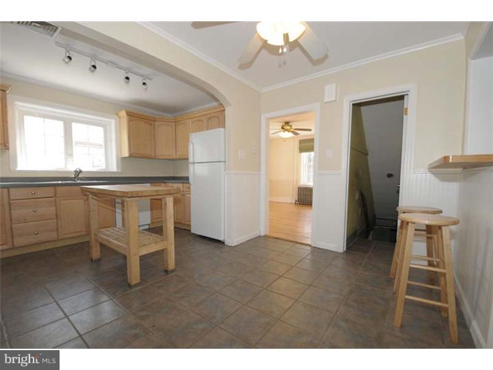 31 Berkley Road Devon, PA 19333 - Photo 6 of 18 Kitchen