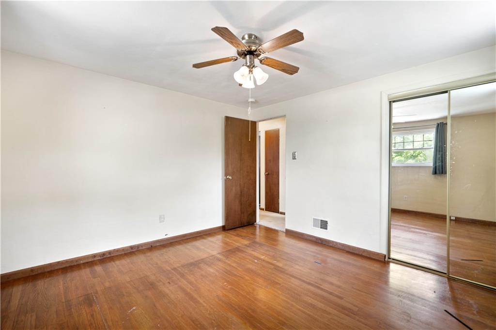 5347 Blossom Road Pittsburgh, PA 15236 - Photo 16 of 37 Gallery Image 16