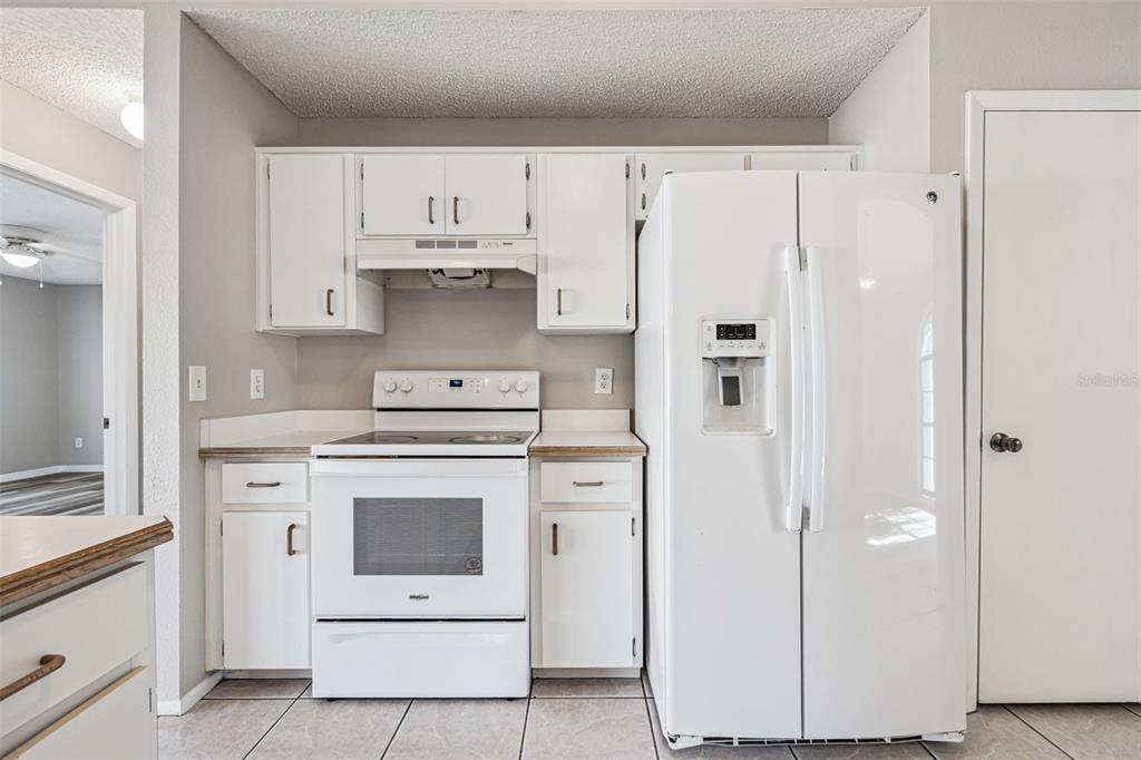 1004 Karen Ridge Court Kissimmee, FL 34747 - Photo 13 of 51