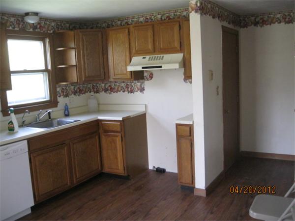 91 Harkness Road, Unit A Sutton, MA 01590 - Photo 3 of 8