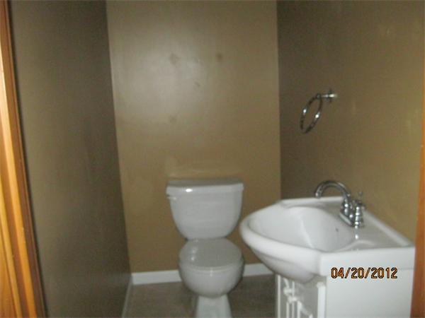91 Harkness Road, Unit A Sutton, MA 01590 - Photo 5 of 8