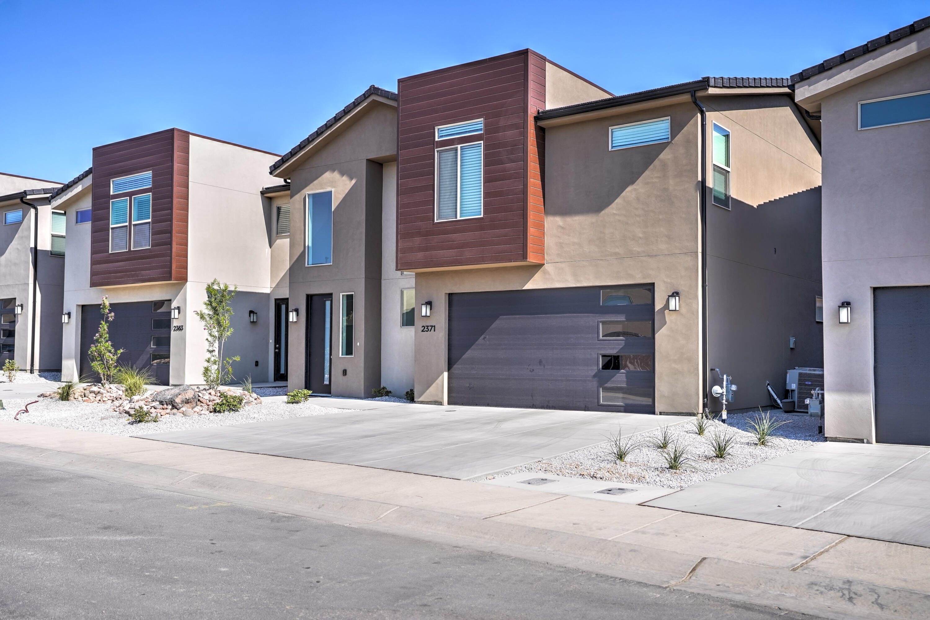 226 Southern View Street St. George, UT 84790 - Photo 1 of 1 DSC04222_3_4_5_6Optimizer01