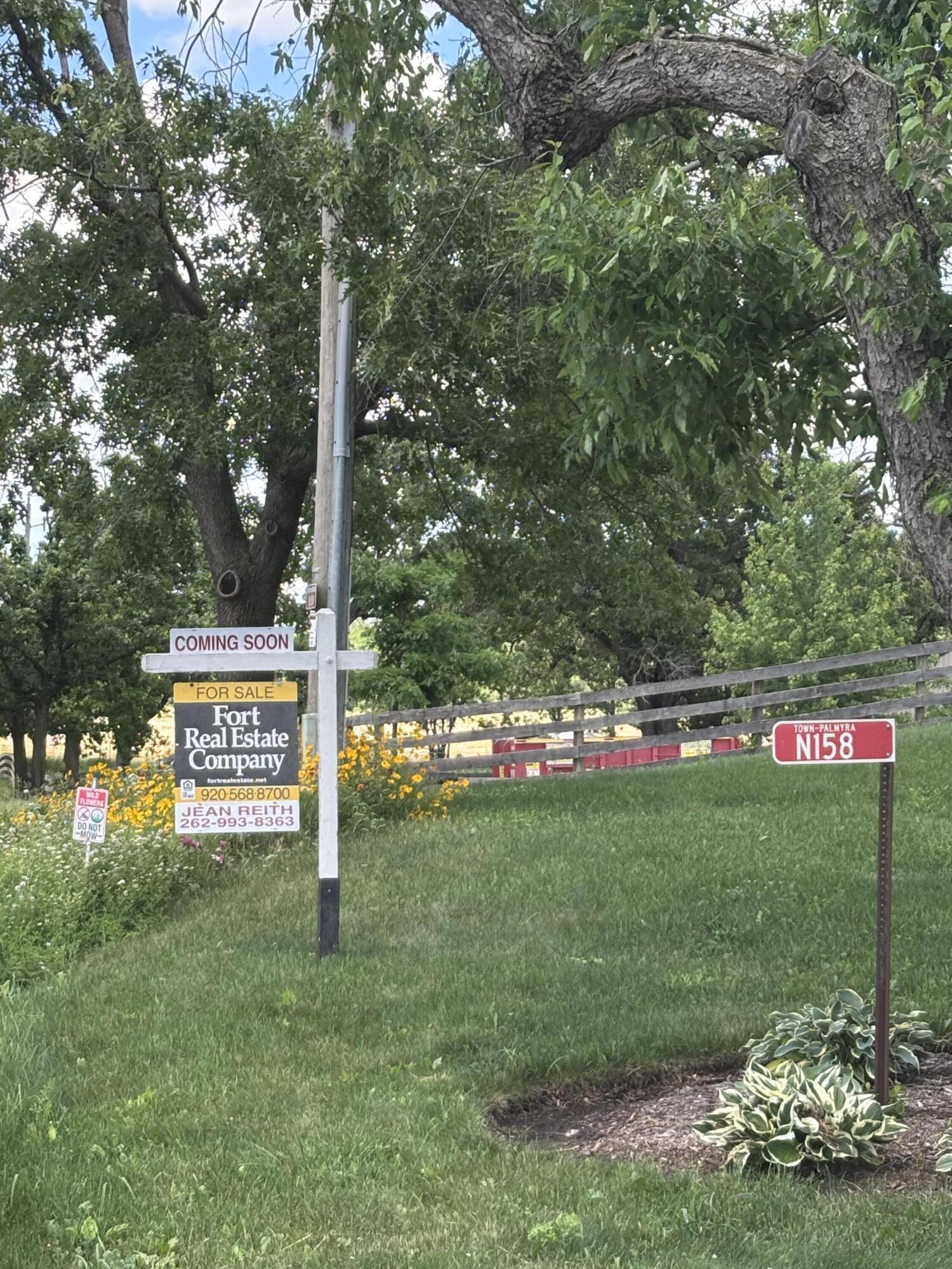 N158 Tamarack Road Eagle, WI 53119 - Photo 2 of 3 IMG_2354