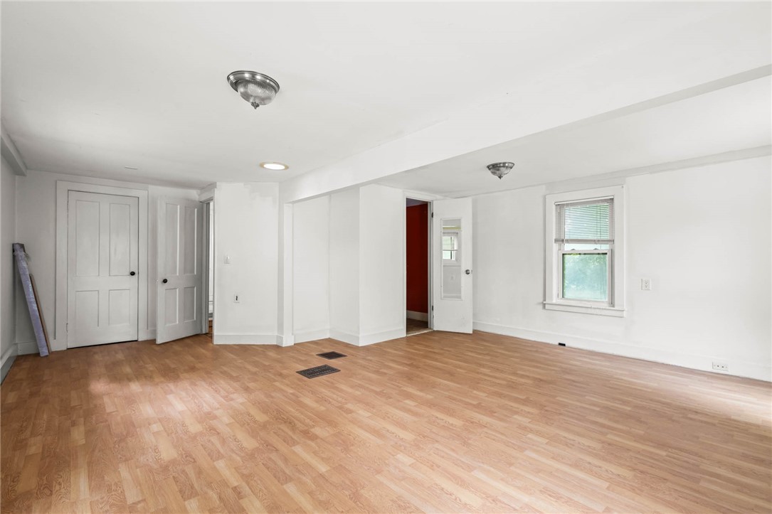 9283 South Street Road Le Roy, NY 14482 - Photo 16 of 34
