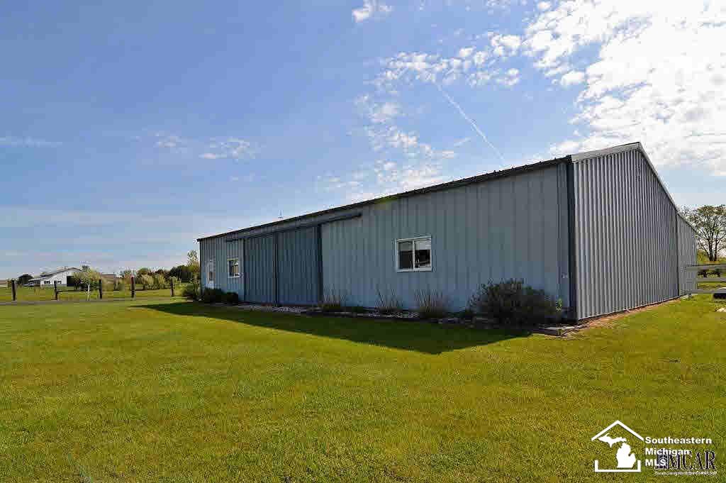 3971 Secor Road Petersburg, MI 49270 - Photo 39 of 43 21294028-38.JPG