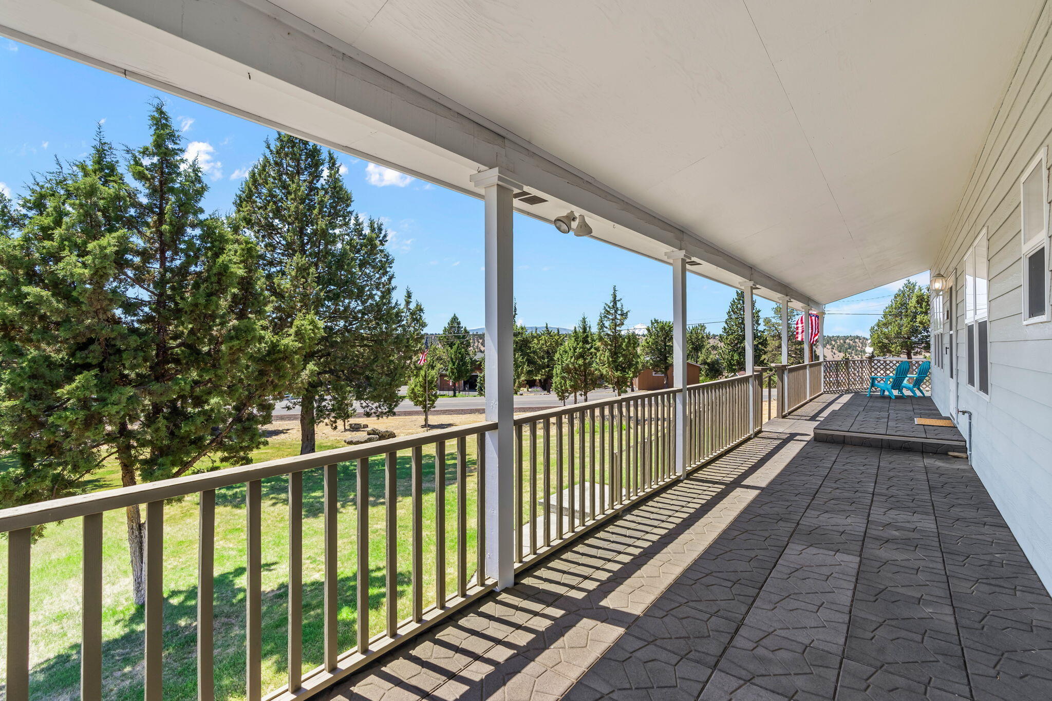 9306 Southwest Shad Road Terrebonne, OR 97760 - Photo 4 of 44 Large Wrap Around Porch