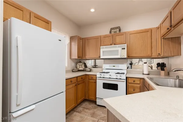 $2,100 | 10109 Jacob Place, Unit 203, Las Vegas, NV 89144