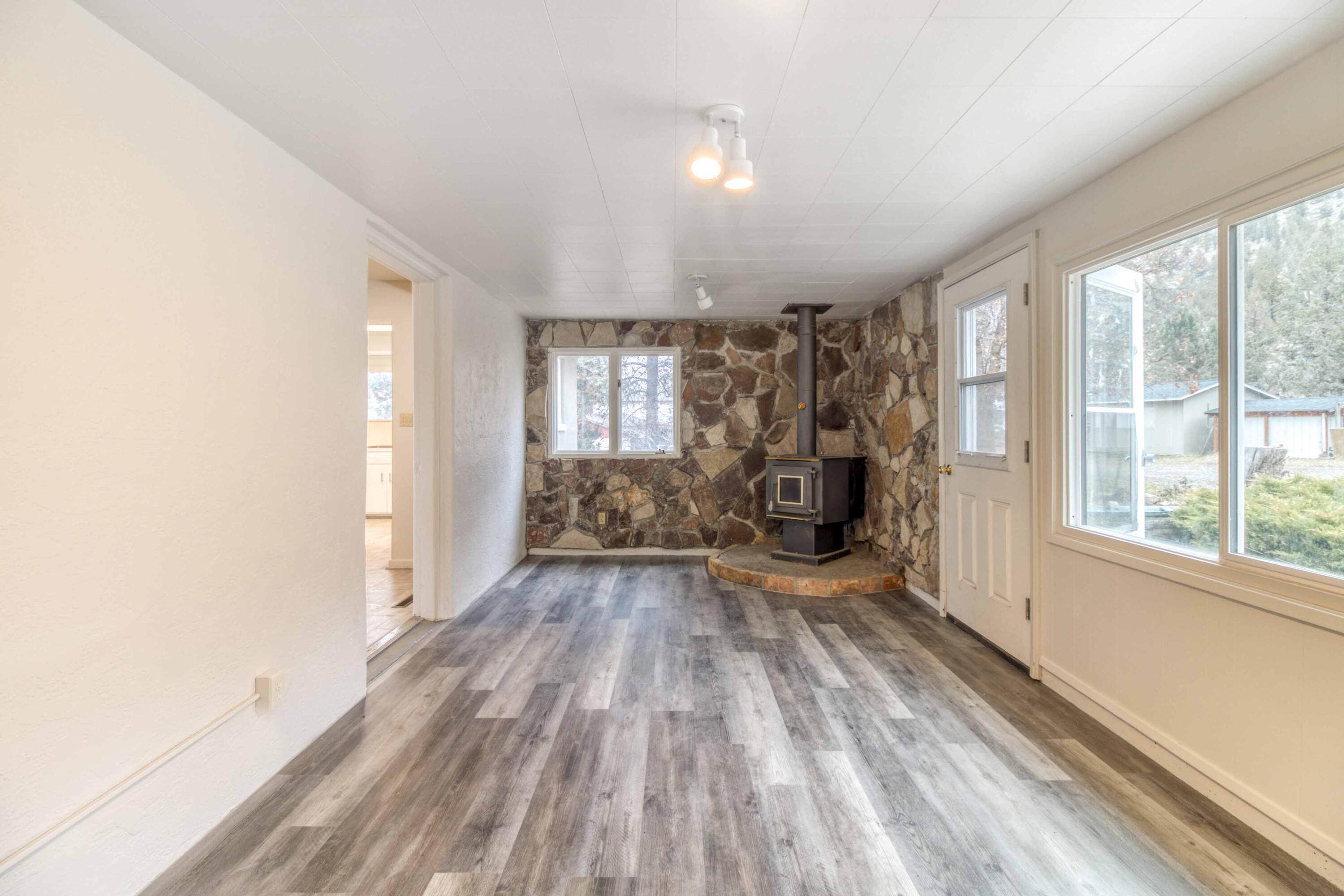 954 Southwest Crestview Road Prineville, OR 97754 - Photo 15 of 29 CREP0069-Edit-EDITED