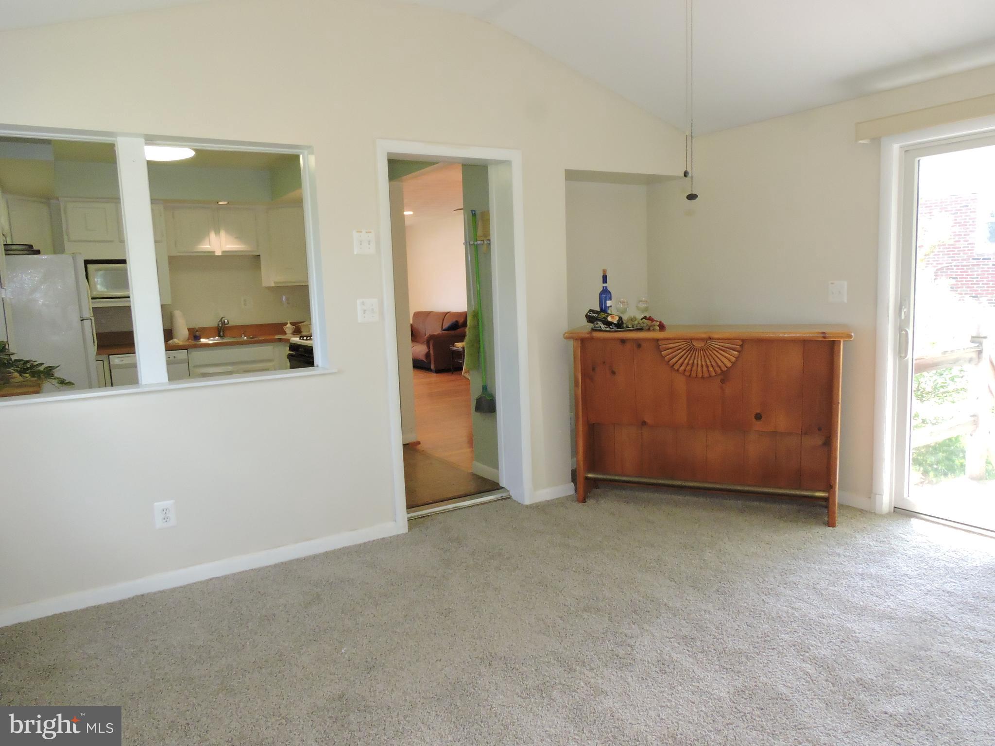 2312 Cider Mill Road Baltimore, MD 21234 - Photo 14 of 42 Main level Family Room