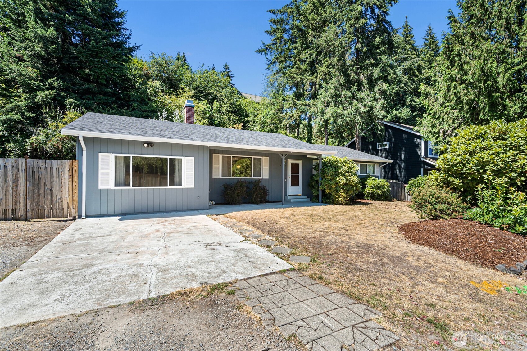 4708 Alameda Avenue West University Place, WA 98466 - Photo 1 of 22 Gallery Image 1