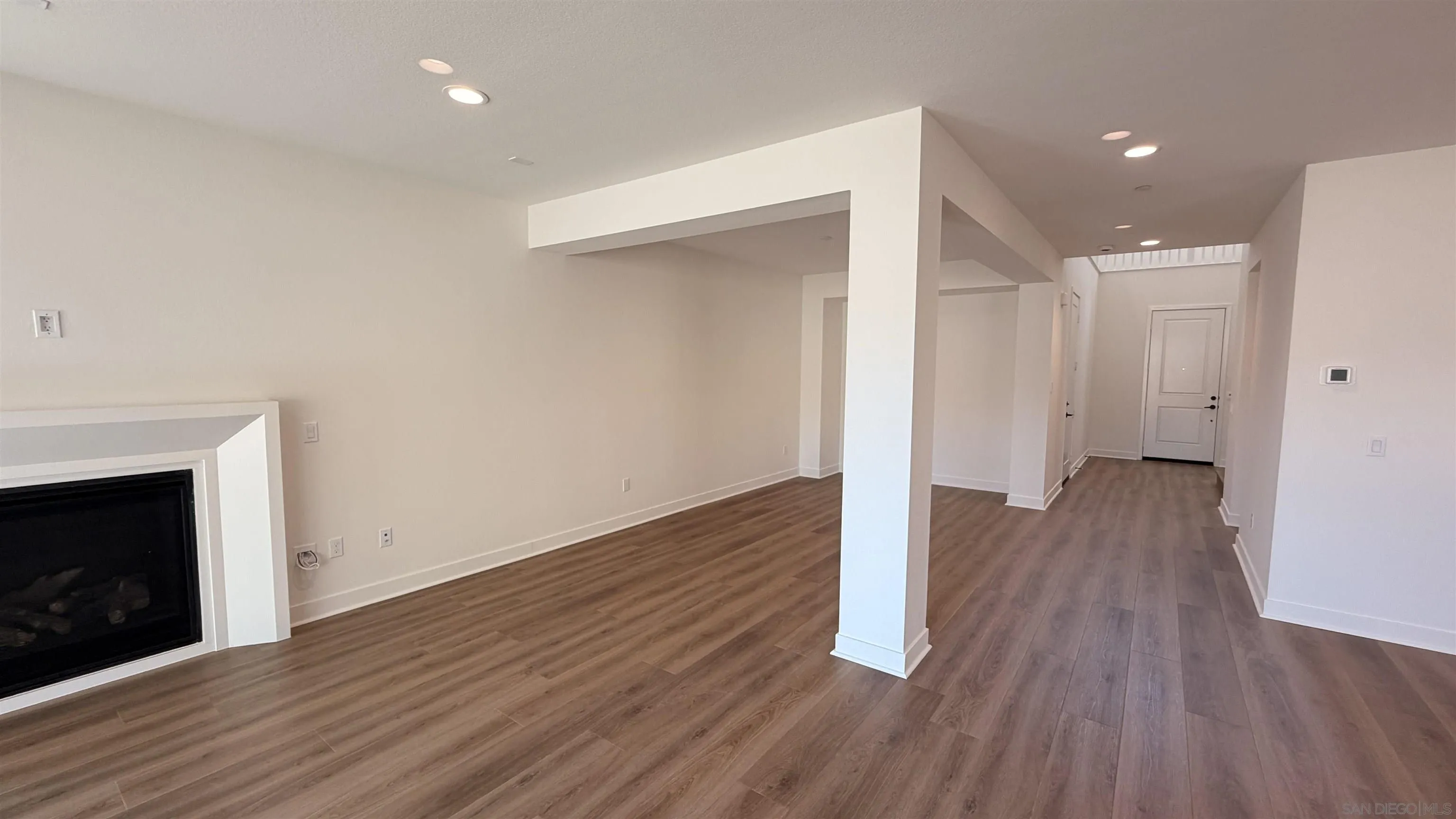 13780 Holly Oak Way Poway, CA 92064 - Photo 8 of 39