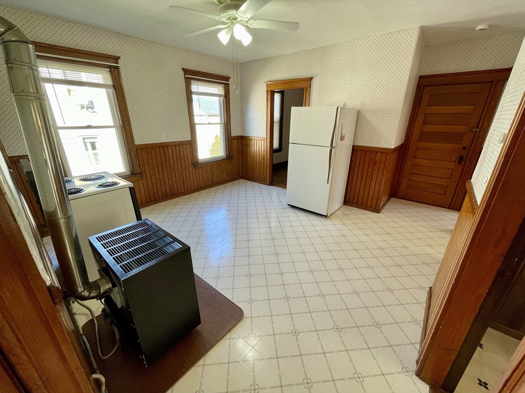 21 Watson Avenue, Unit 2 Worcester, MA 01606 - Photo 13 of 20