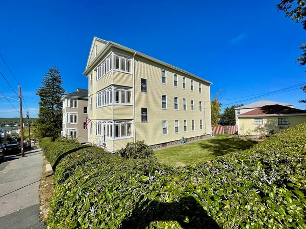 $1,900 | 21 Watson Avenue, Unit 2, Worcester, MA 01606