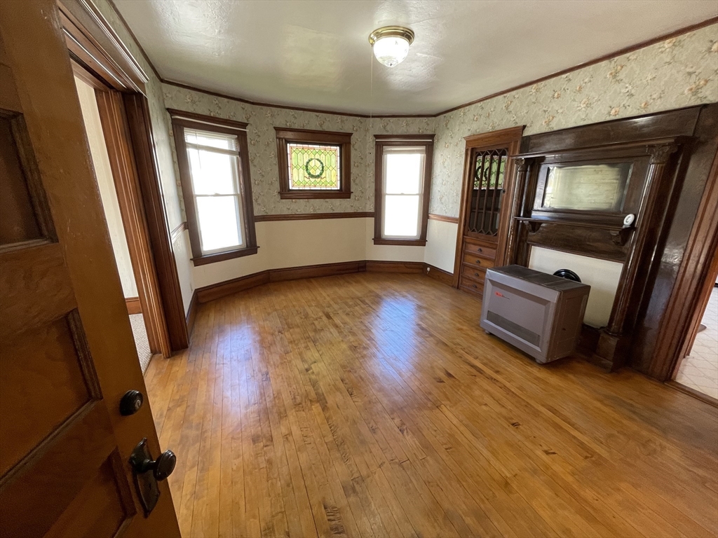 21 Watson Avenue, Unit 2 Worcester, MA 01606 - Photo 5 of 20