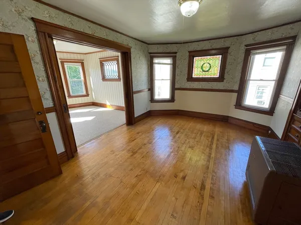 $1,900 | 21 Watson Avenue, Unit 2, Worcester, MA 01606