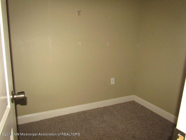 5155 Poplar Corner Road Walls, MS 38680 - Photo 15 of 31 IMG_2875