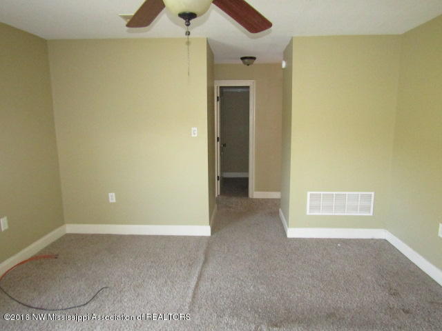 5155 Poplar Corner Road Walls, MS 38680 - Photo 17 of 31 IMG_2877