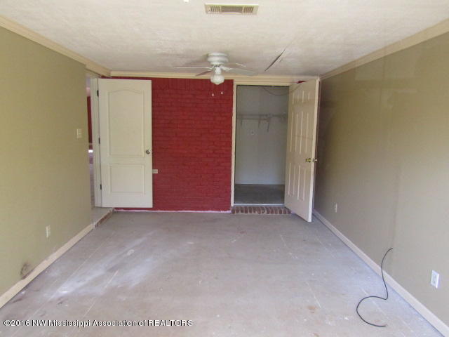 5155 Poplar Corner Road Walls, MS 38680 - Photo 21 of 31 IMG_2882