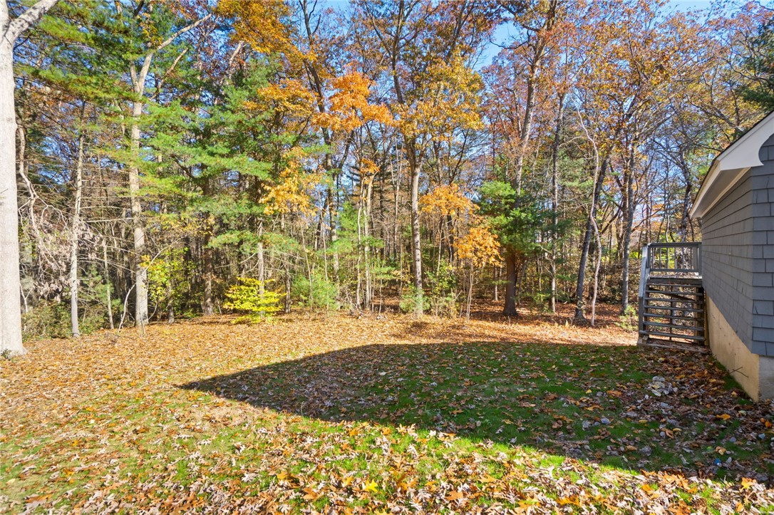 945 Knotty Oak Road Coventry, RI 02816 - Photo 26 of 28 Gallery Image 26