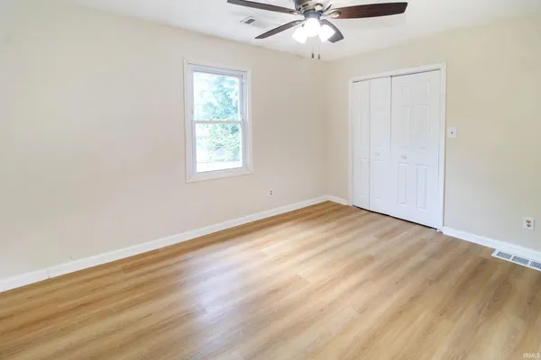 $189,900 | 3017 South Rotherwood Avenue, Evansville, IN 47714