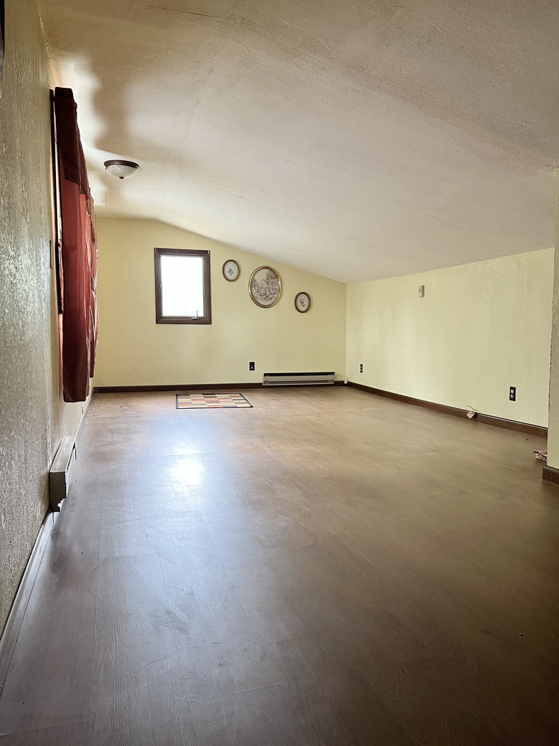 20747 Moline Road Lyndon, IL 61261 - Photo 25 of 32 a view of an empty room