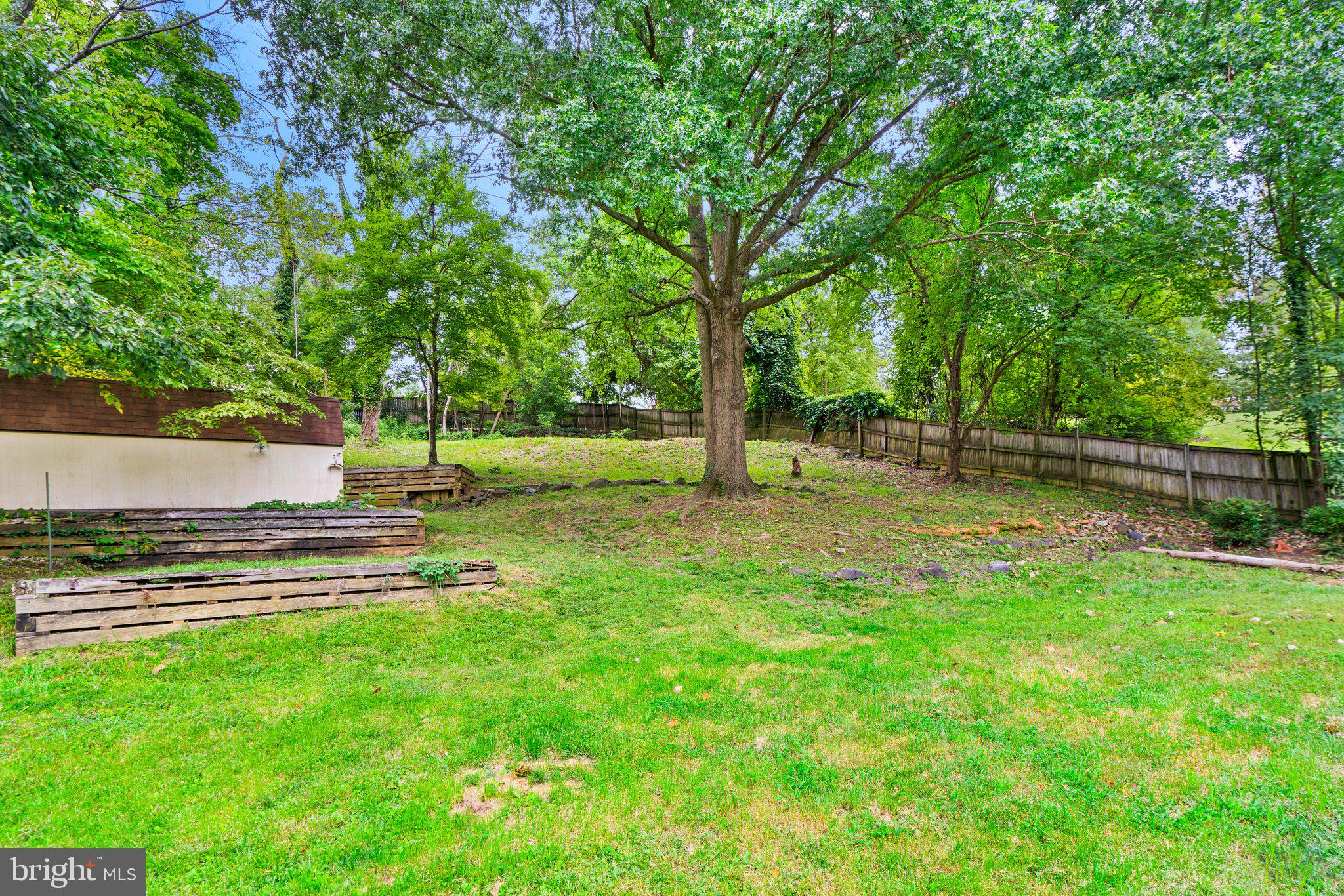 8642 Bali Road Ellicott City, MD 21043 - Photo 28 of 29 Large Fenced Yard