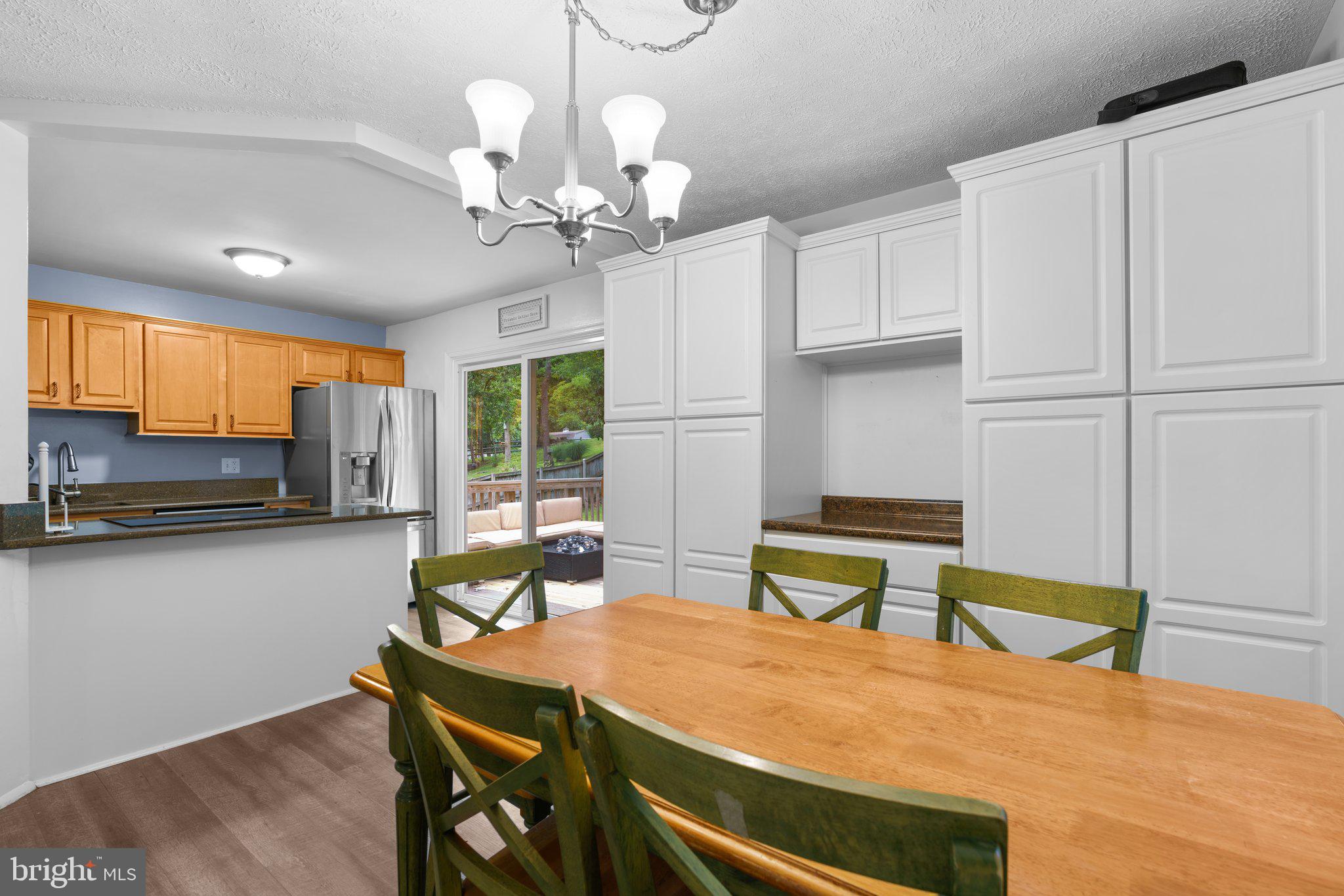 8642 Bali Road Ellicott City, MD 21043 - Photo 3 of 29 Kitchen/Dining Room Combo