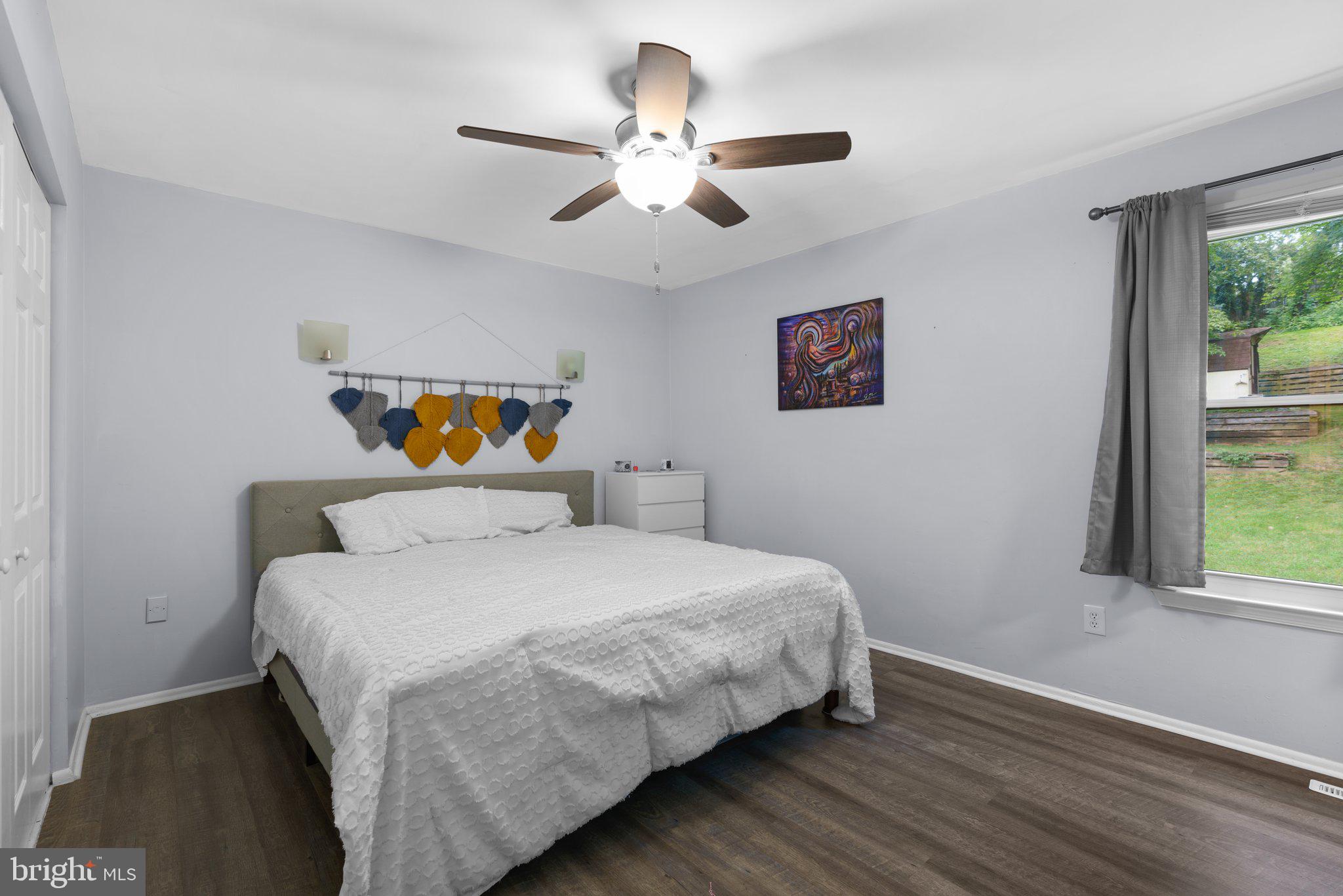 8642 Bali Road Ellicott City, MD 21043 - Photo 4 of 29 Primary Bedroom w/ attached bathroom