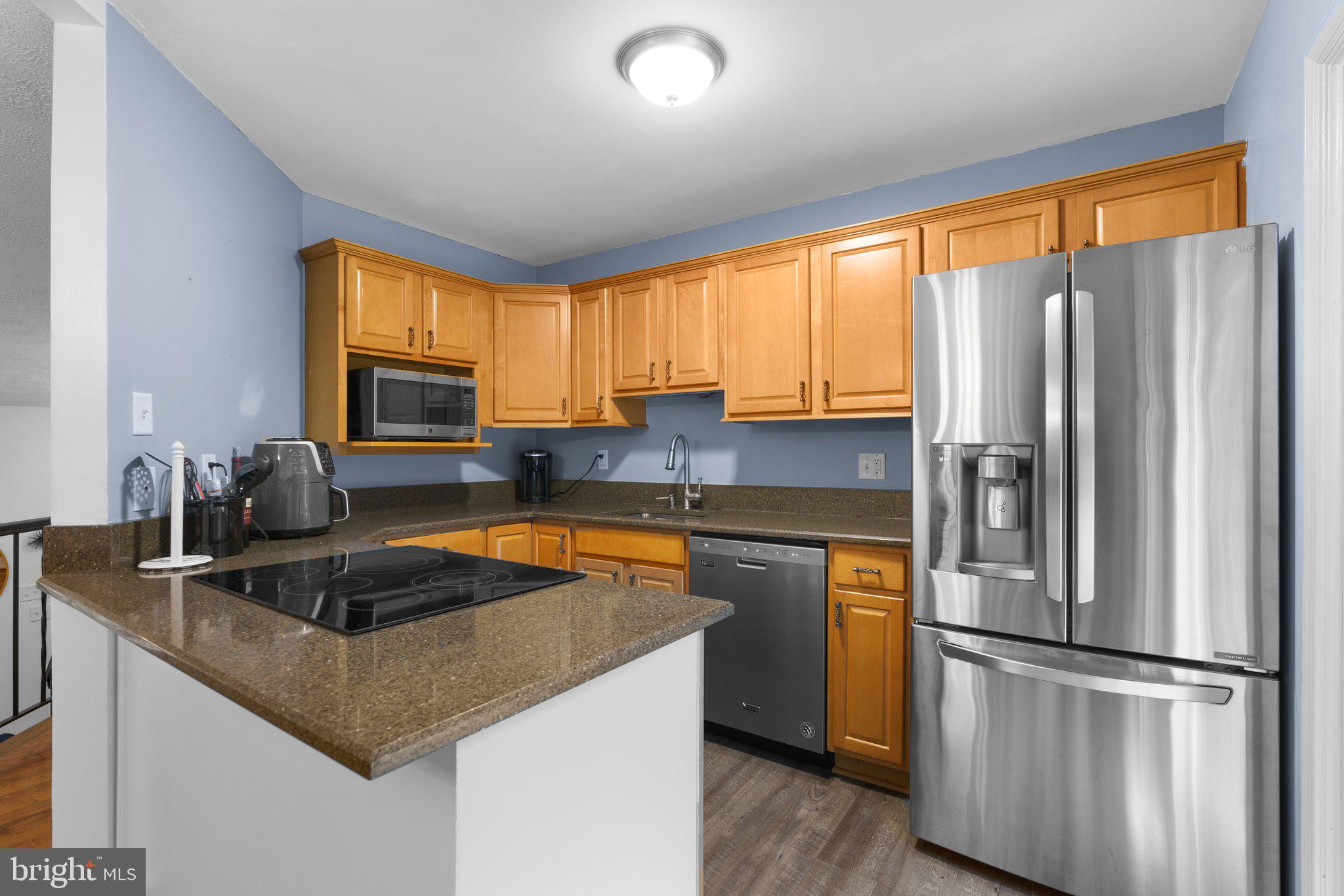 8642 Bali Road Ellicott City, MD 21043 - Photo 9 of 29 SS Appliances