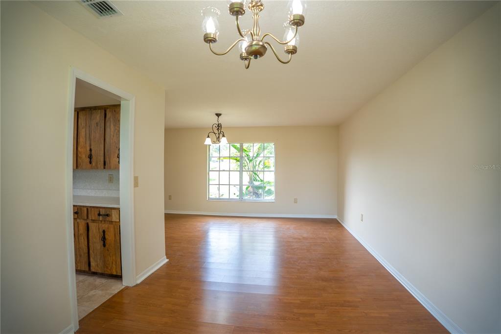 1340 Lucerne Loop Road Northeast Winter Haven, FL 33881 - Photo 6 of 25 Gallery Image 6